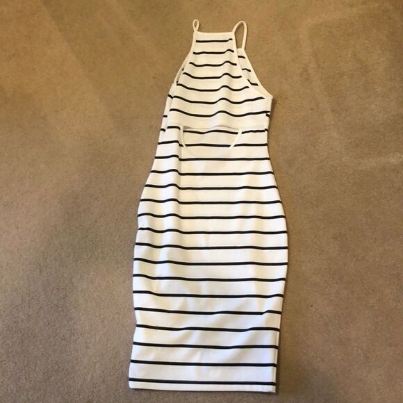 Nwot Fifth label Black and white dress - Picture 2 of 2